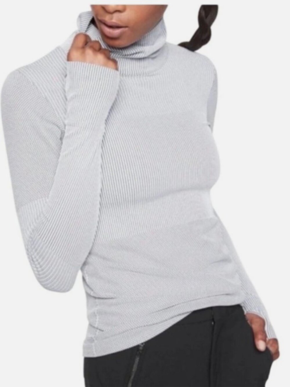 Athleta Flurry Turtleneck Long-Sleeve Baselayer Top large gray white pattern